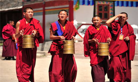 直孔噶举派音乐、拉卜楞寺佛殿音乐“道得尔”、青海藏族唱经调