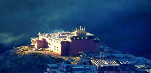       藏传佛教噶玛噶举派主寺八帮寺文化遗产考