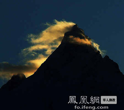 唯一一座明令禁止攀登的佛教神山