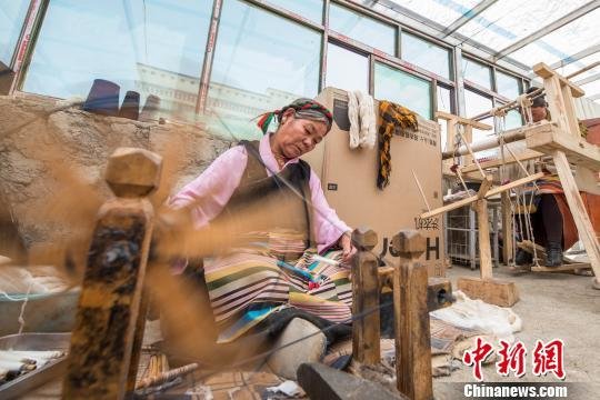 指尖上的千年高原纺织艺术
