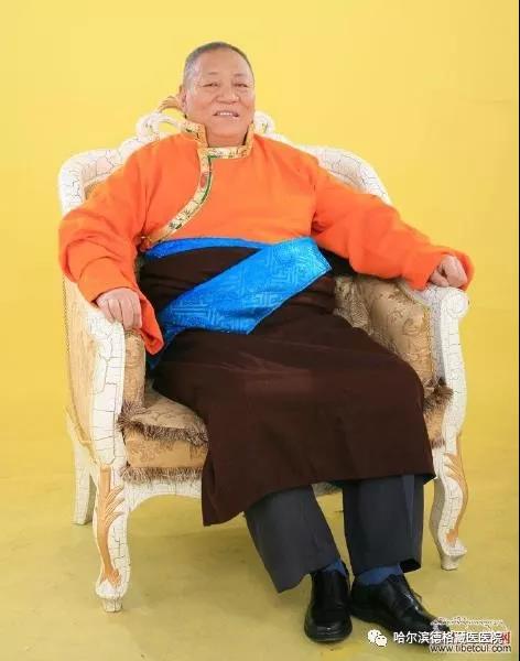 藏医大师卡洛教授