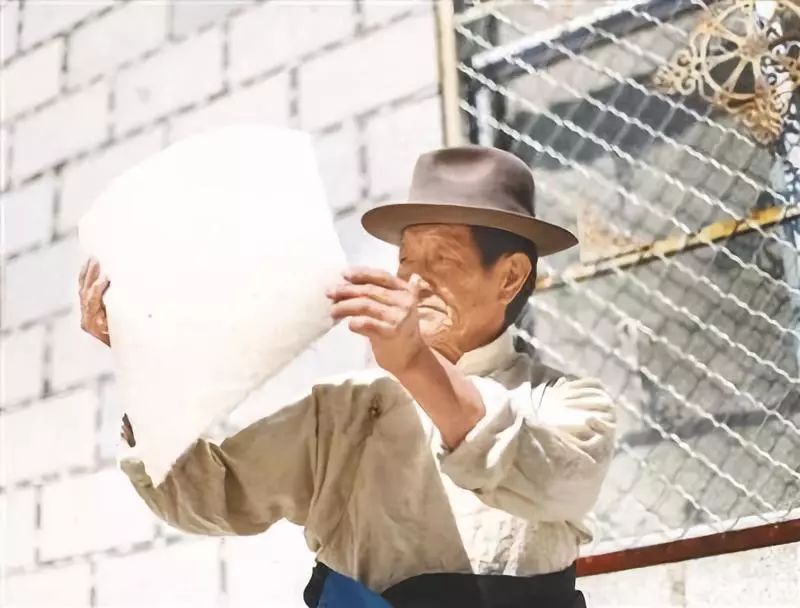 藏纸：千年文明的见证者  ——独具魅力的传统藏纸文化掠影