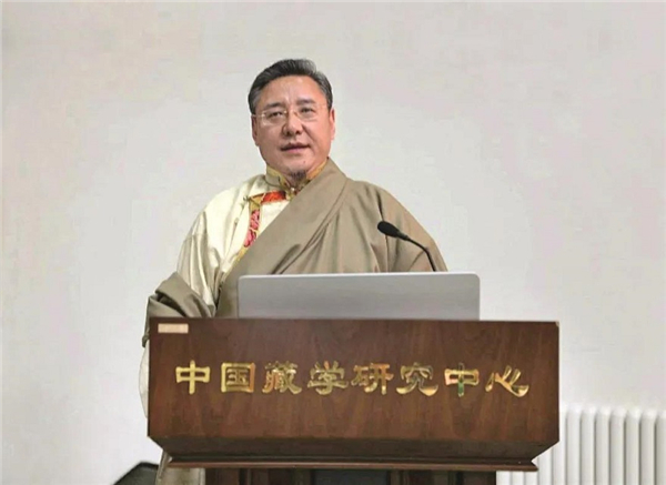 藏学研究学者——聪博