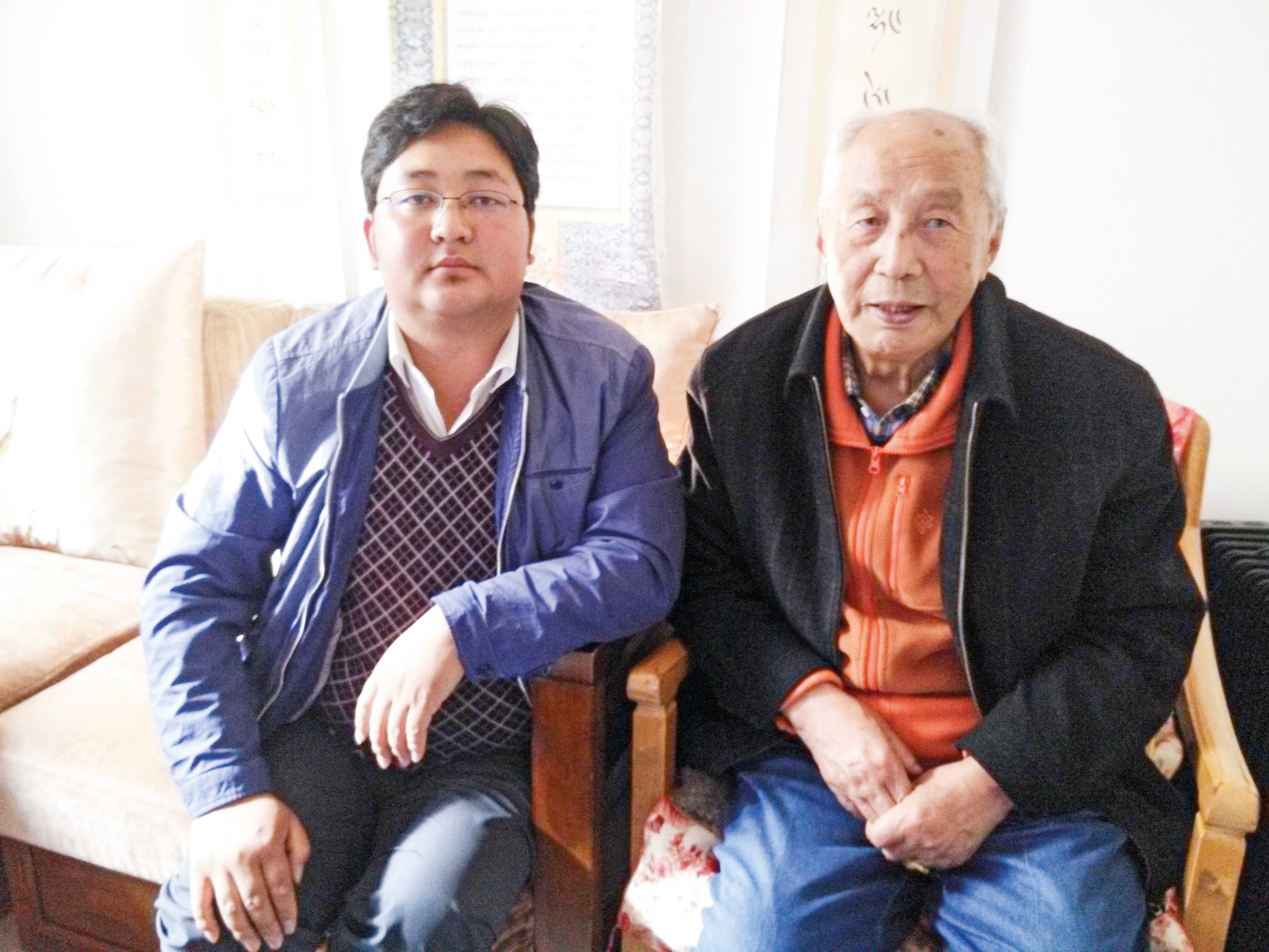 乘风破浪扬民族文化——记原西北民院副院长宁武甲老先生