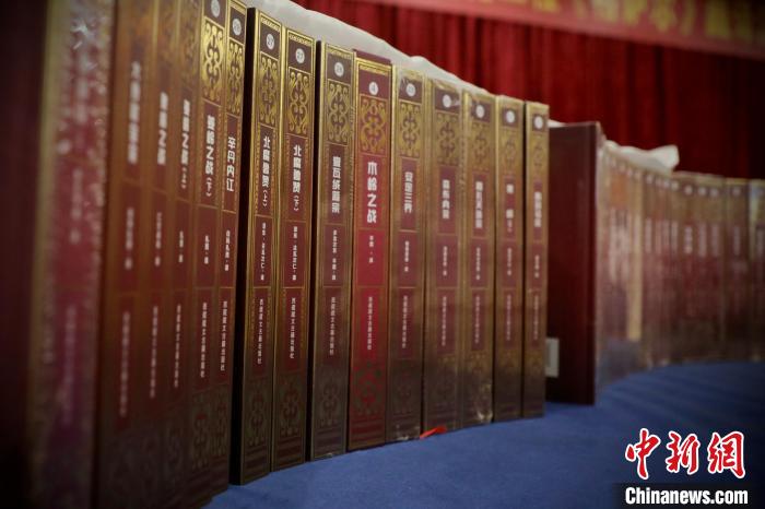历经八年 西藏完成世界最长英雄史诗《格萨尔》藏译汉工作