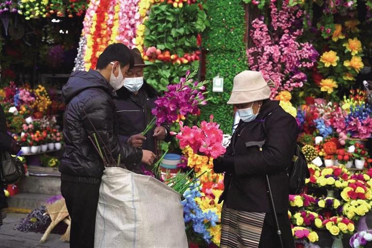 2023年春节和藏历新年相隔一个月