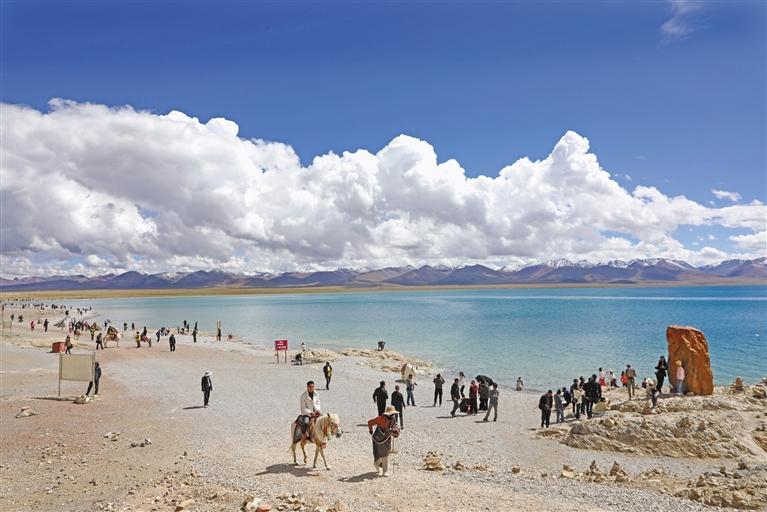 美丽的“天湖”